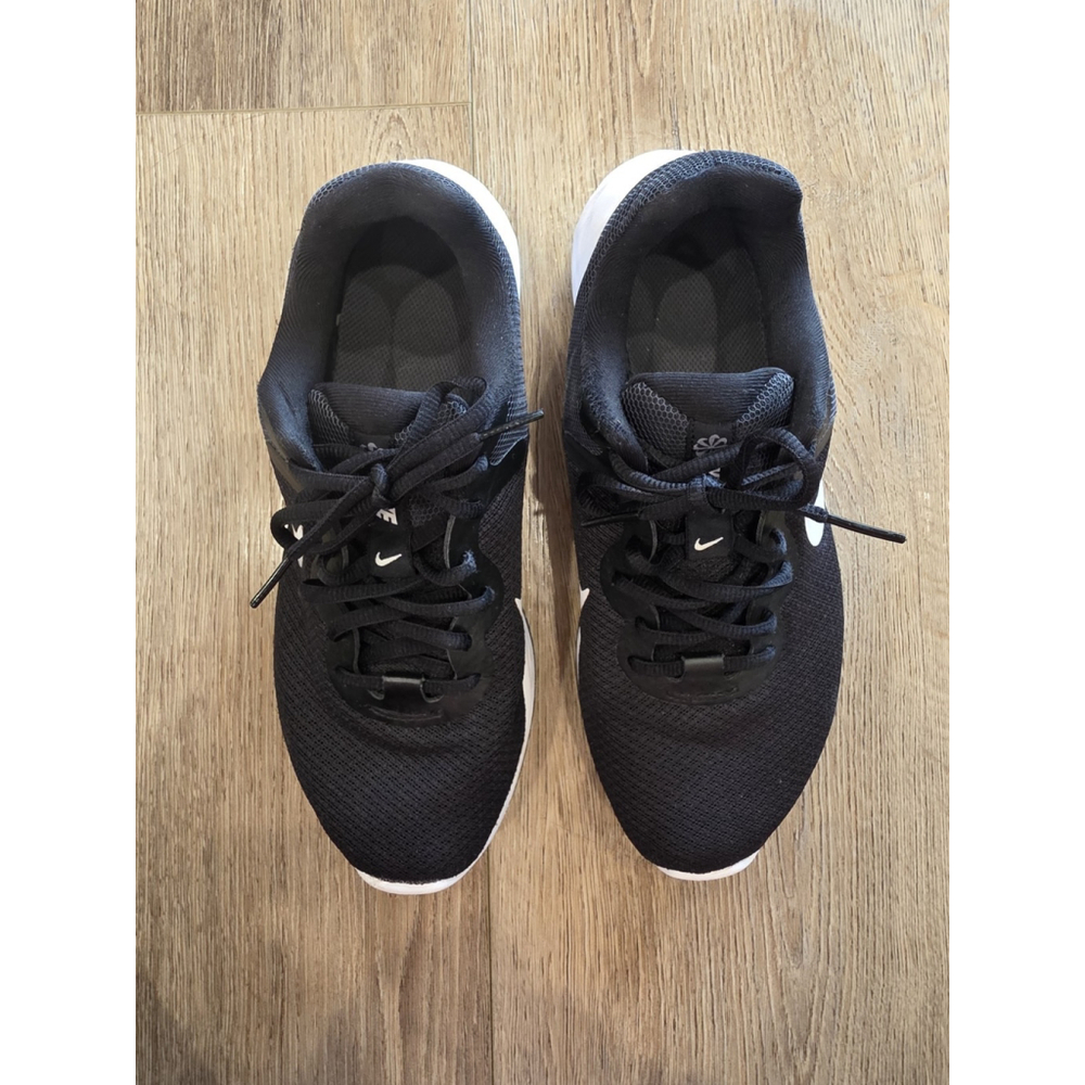 Nike Revolution 6 NN Running Shoes Women’s 8.5 Black White Sneaker DC3729-003 - Picture 3 of 12